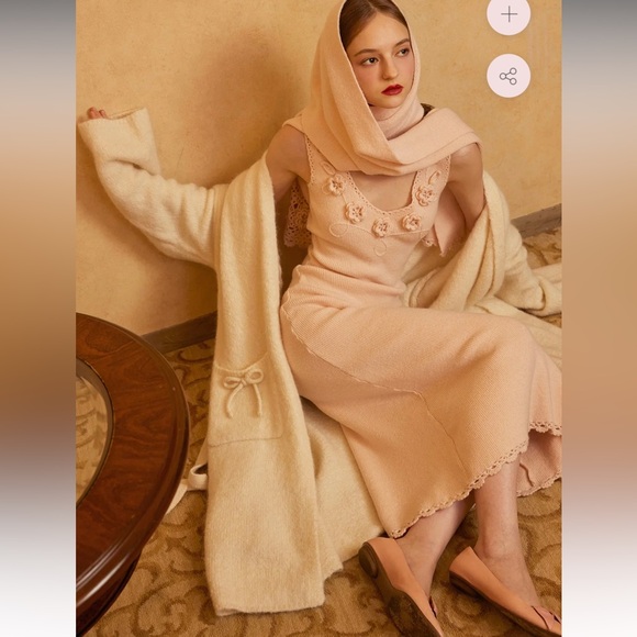 LaceMade knit dress size small - Picture 4 of 10